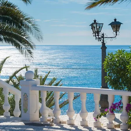 Vila Stunning Carichel Blanc *